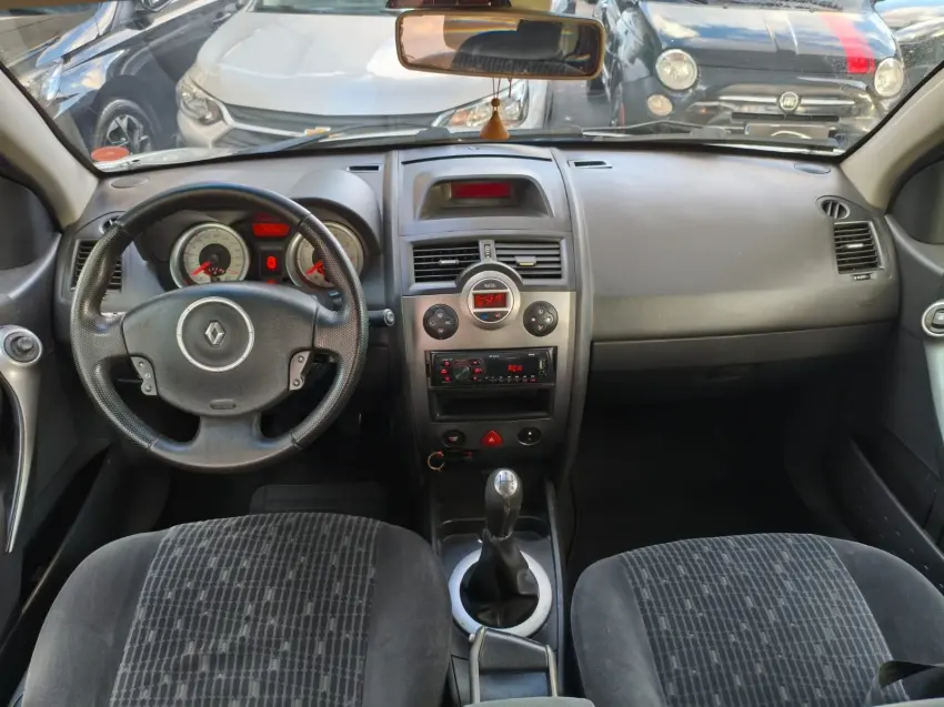 RENAULT Megane Grand Tour - Foto