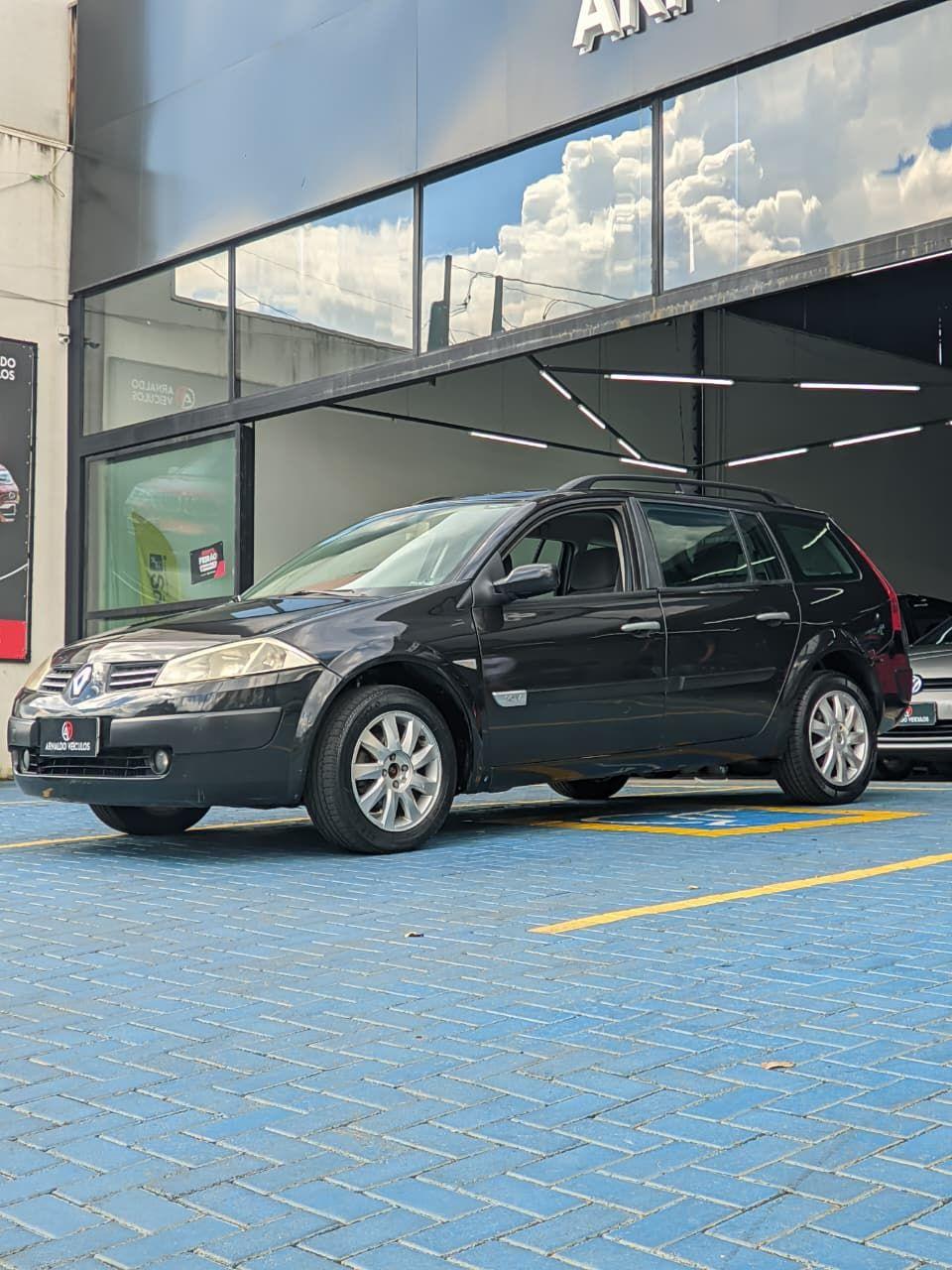 RENAULT Megane Grand Tour