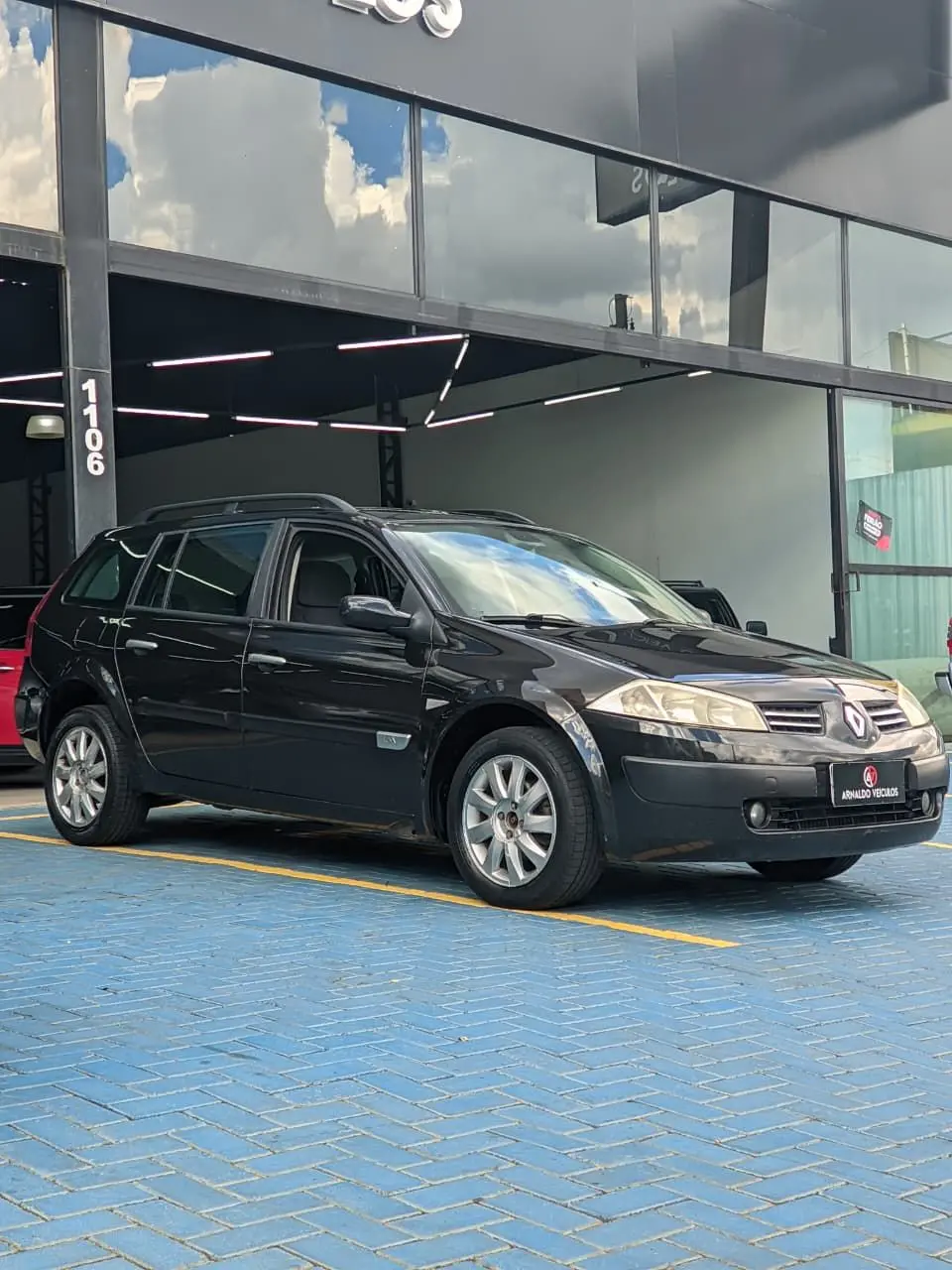 RENAULT Megane Grand Tour - Foto