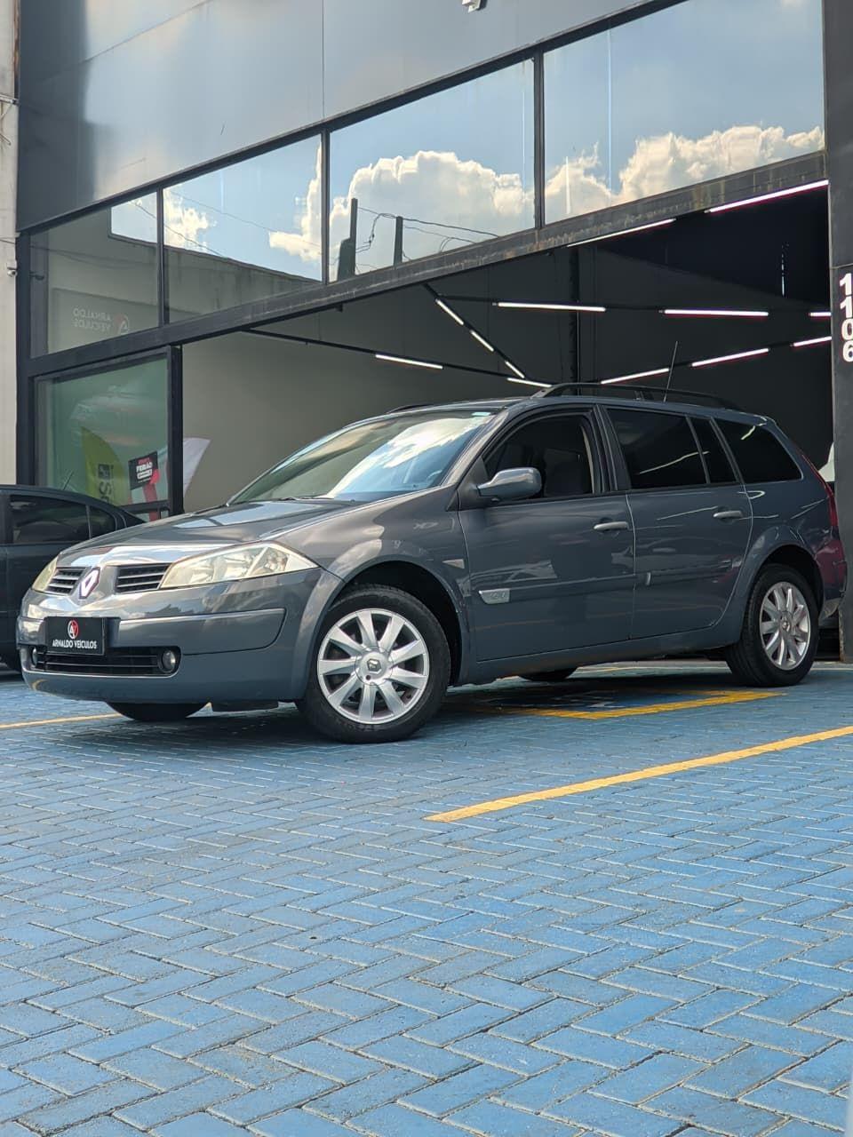 RENAULT Megane Grand Tour