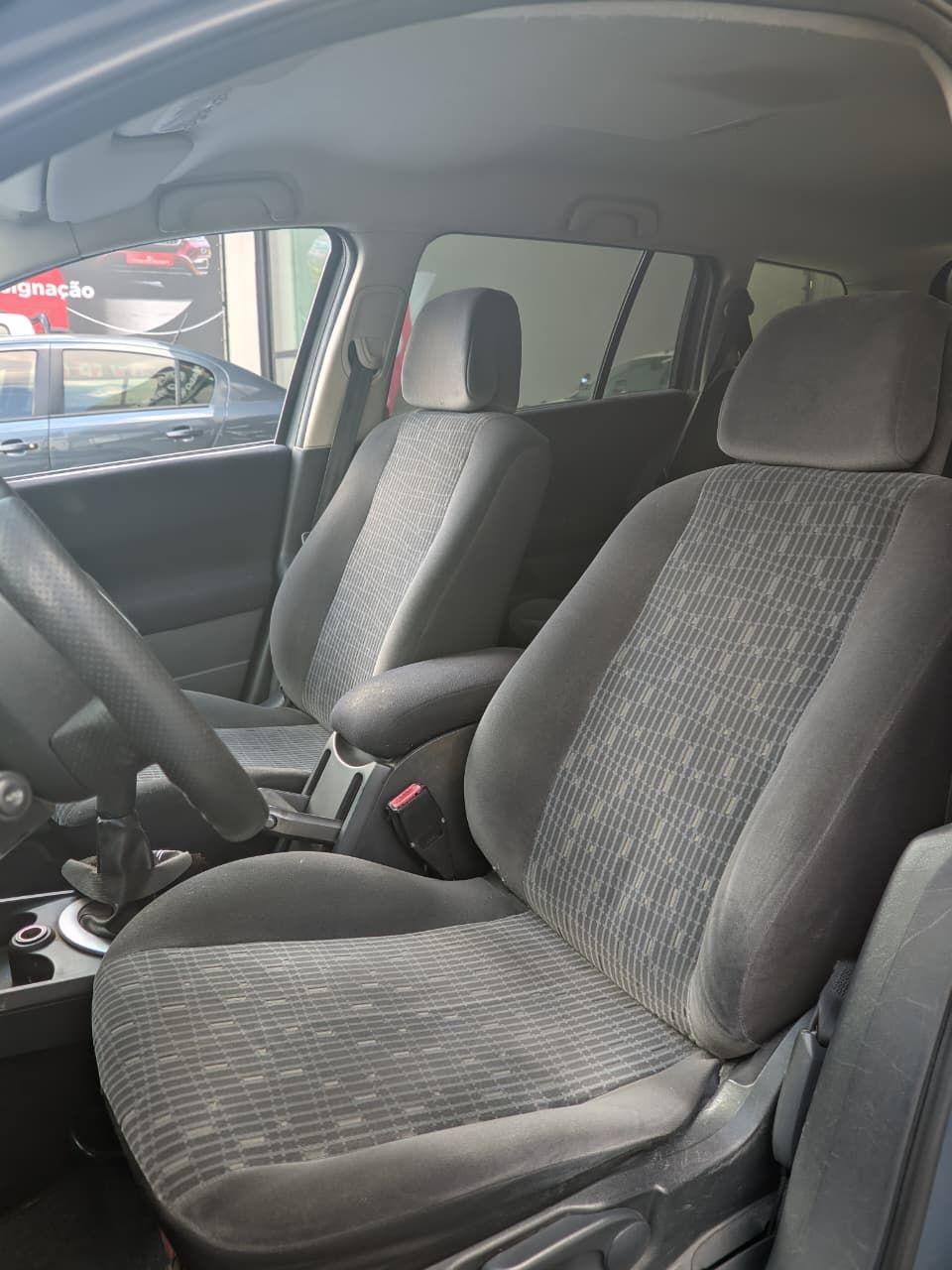 RENAULT Megane Grand Tour - Foto