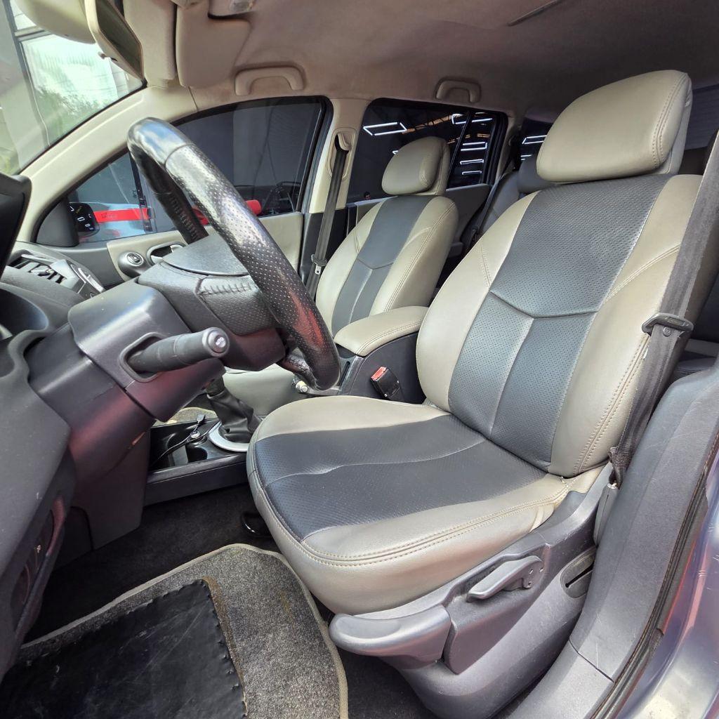 RENAULT Megane Grand Tour - Foto