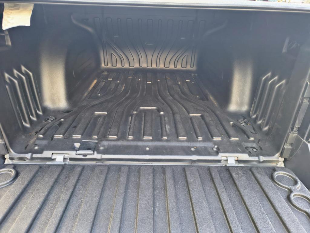 RENAULT Oroch - Miniatura