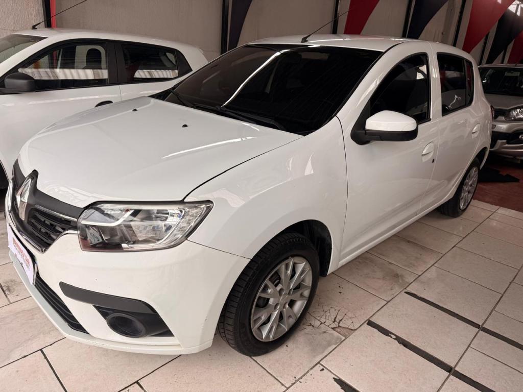 RENAULT Sandero - Foto