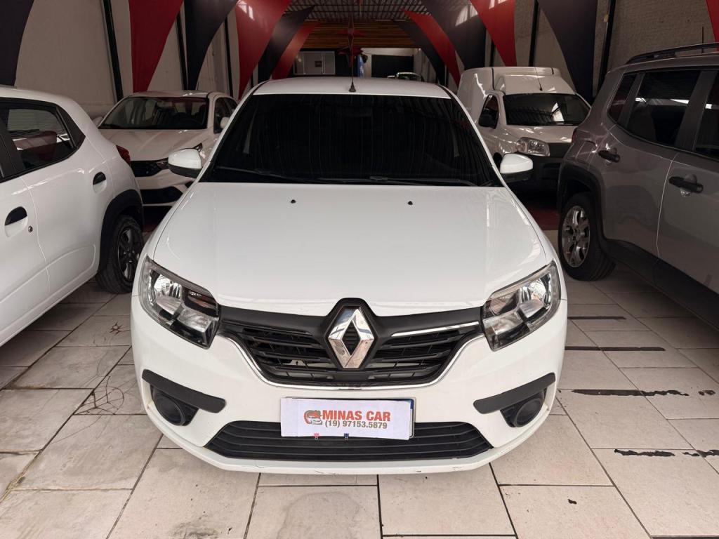 RENAULT Sandero - Foto