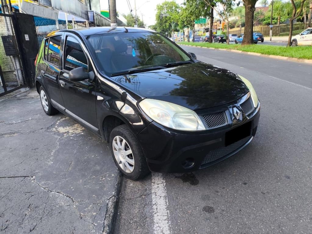 RENAULT Sandero - Foto