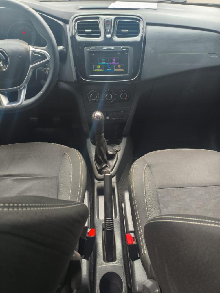 RENAULT Sandero - Foto