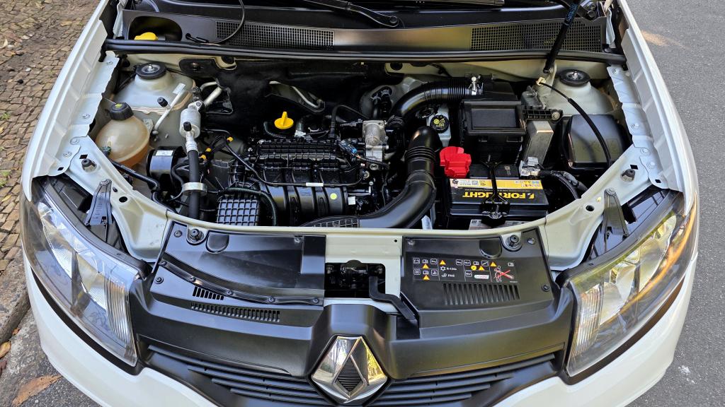 RENAULT Sandero - Foto