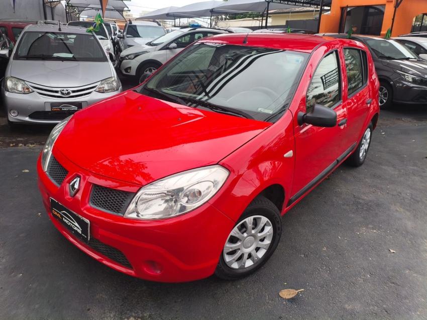 RENAULT Sandero - Foto