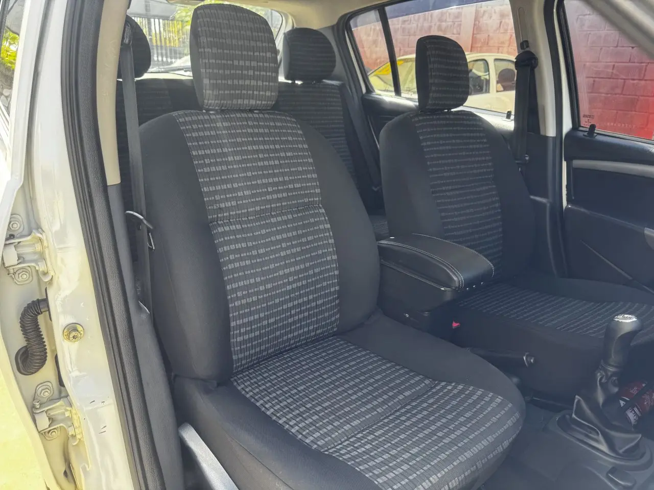 RENAULT Sandero - Foto