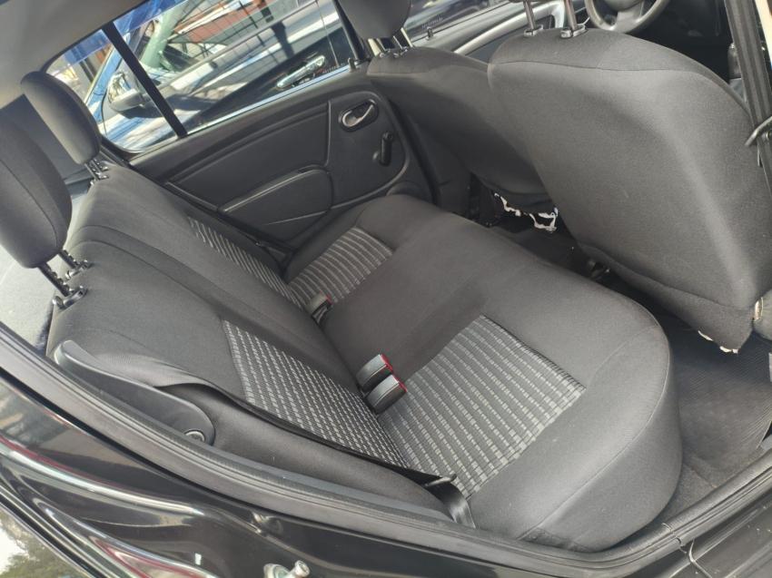 RENAULT Sandero - Foto