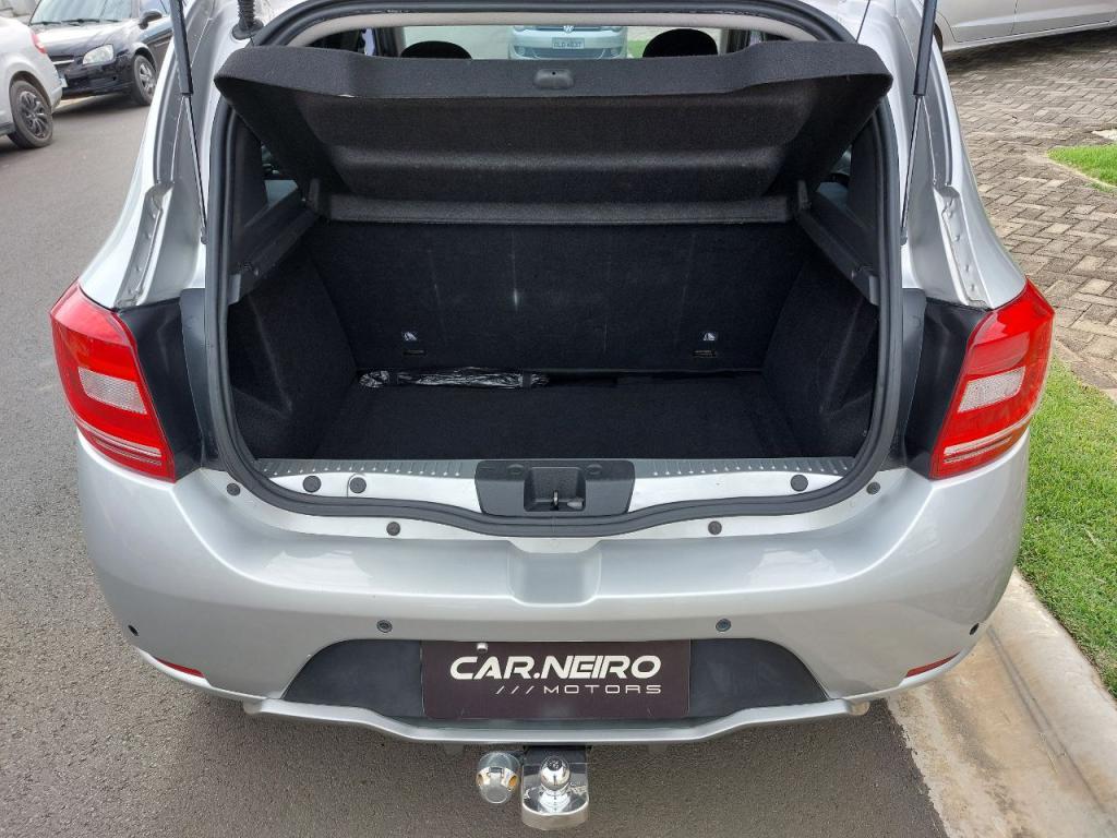 RENAULT Sandero - Foto