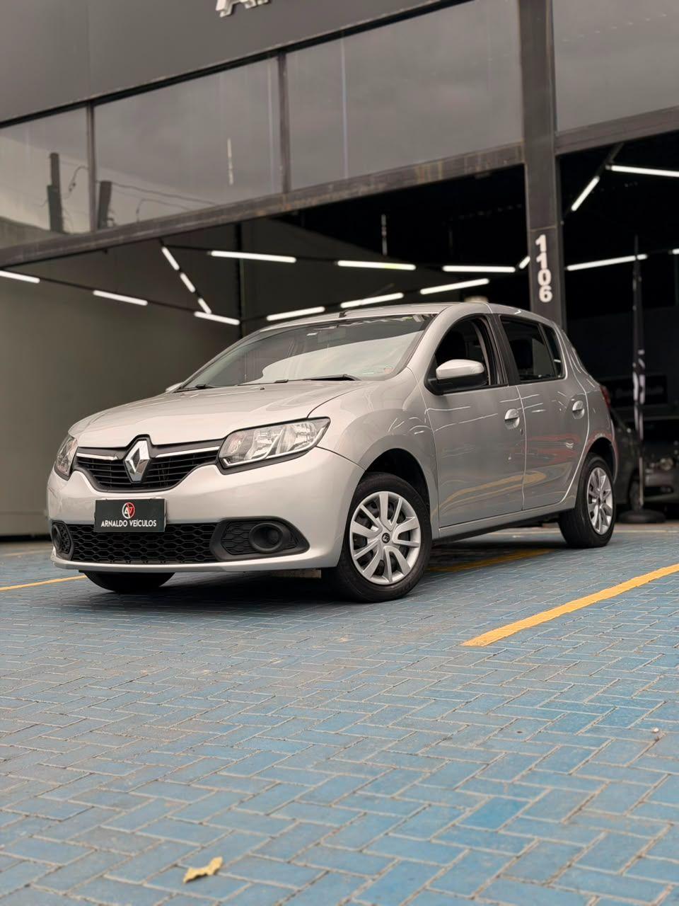 RENAULT Sandero
