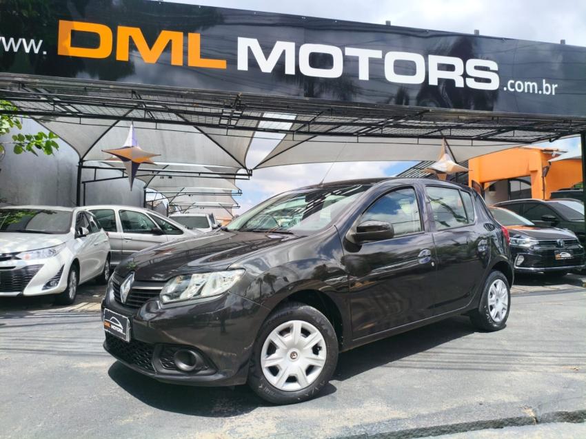 RENAULT Sandero - Foto