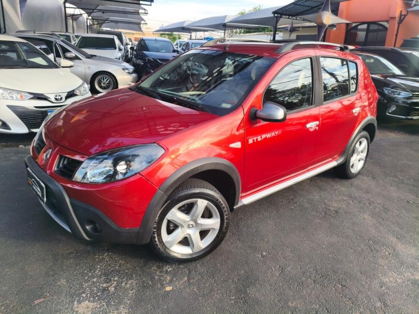 RENAULT Sandero - Foto