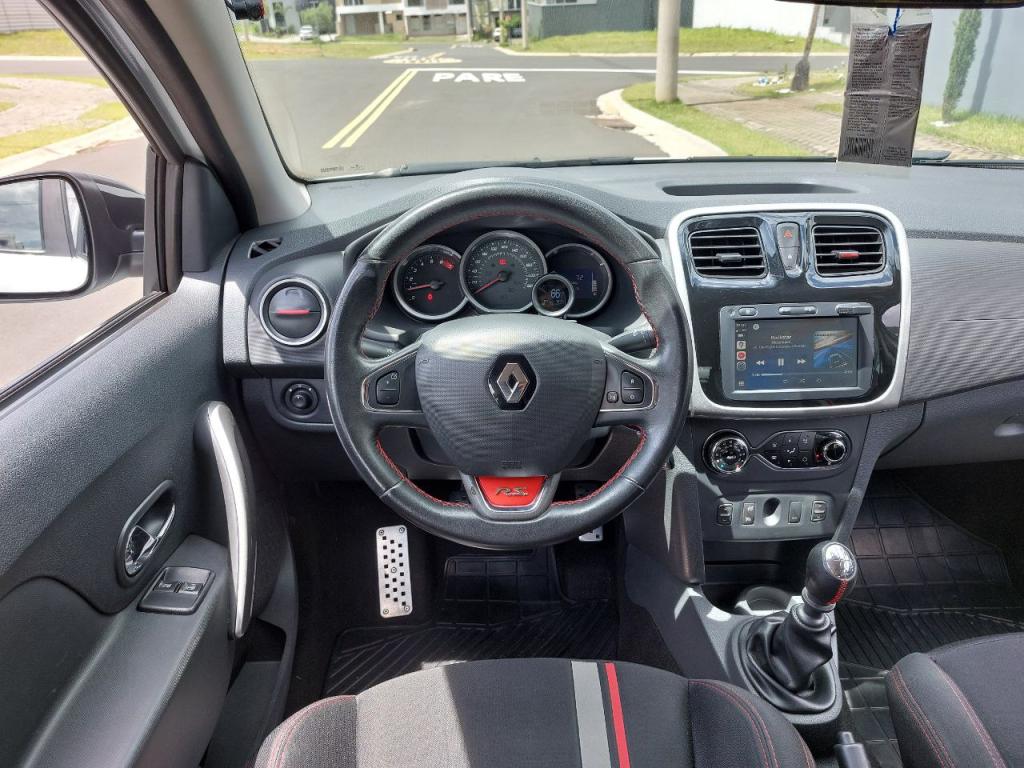 RENAULT Sandero - Foto