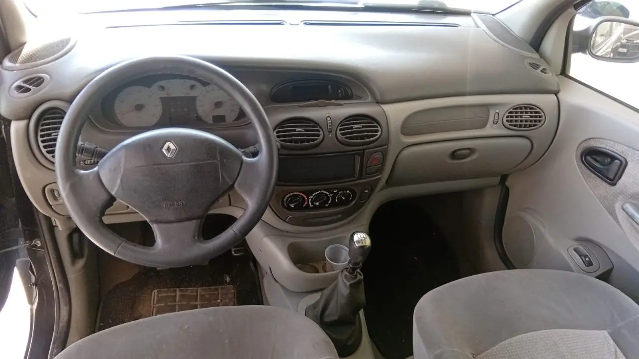 RENAULT Scenic - Foto