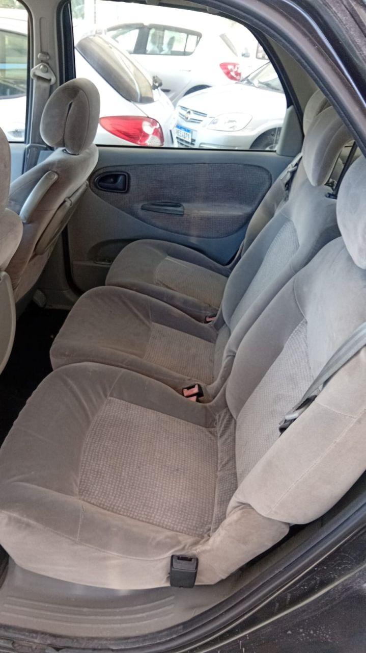 RENAULT Scenic - Foto