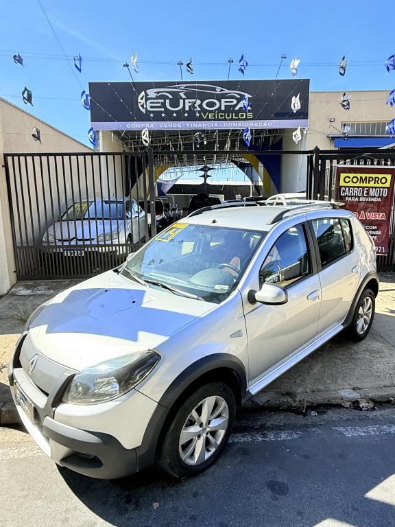 RENAULT Stepway