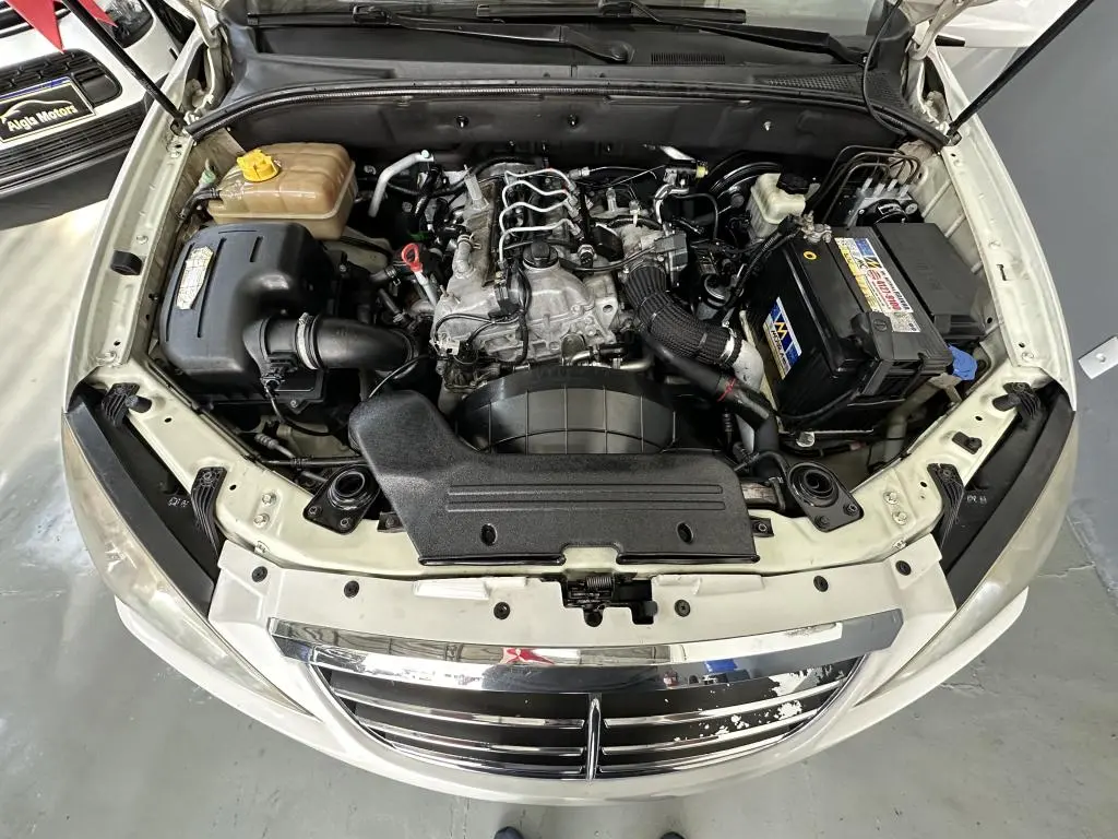 SSANGYONG Kyron - Foto