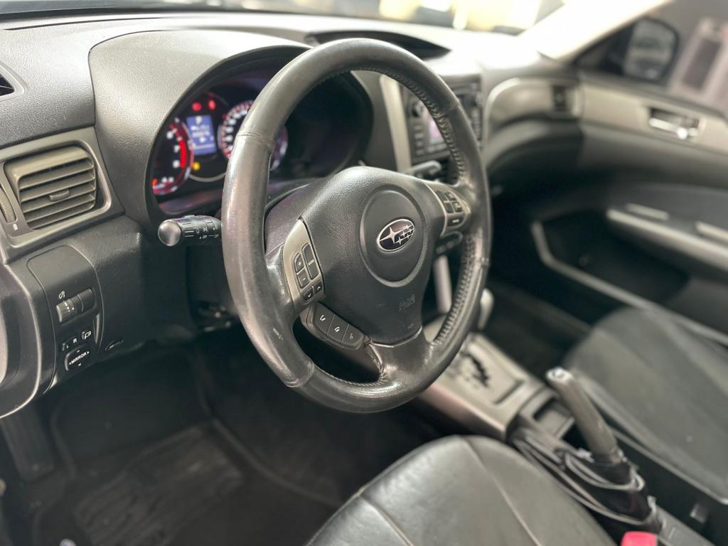 SUBARU Forester - Foto