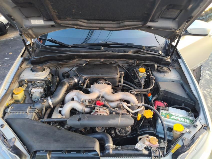 SUBARU Impreza Hatch - Foto