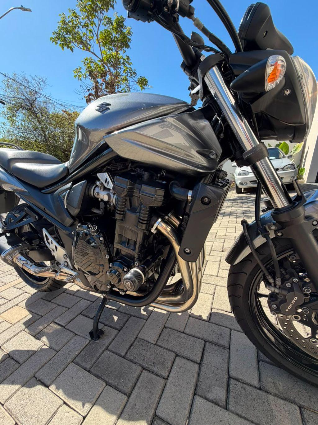 SUZUKI Bandit 650 - Foto