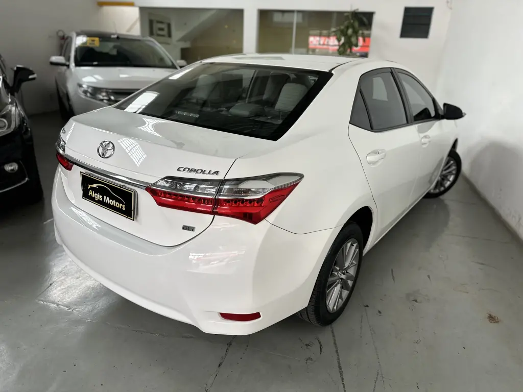 TOYOTA Corolla - Foto