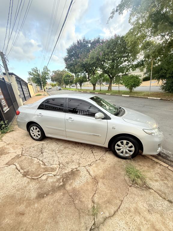 TOYOTA Corolla - Foto