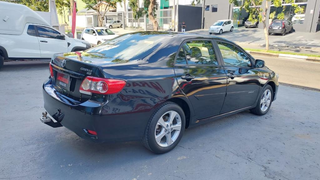 TOYOTA Corolla - Foto