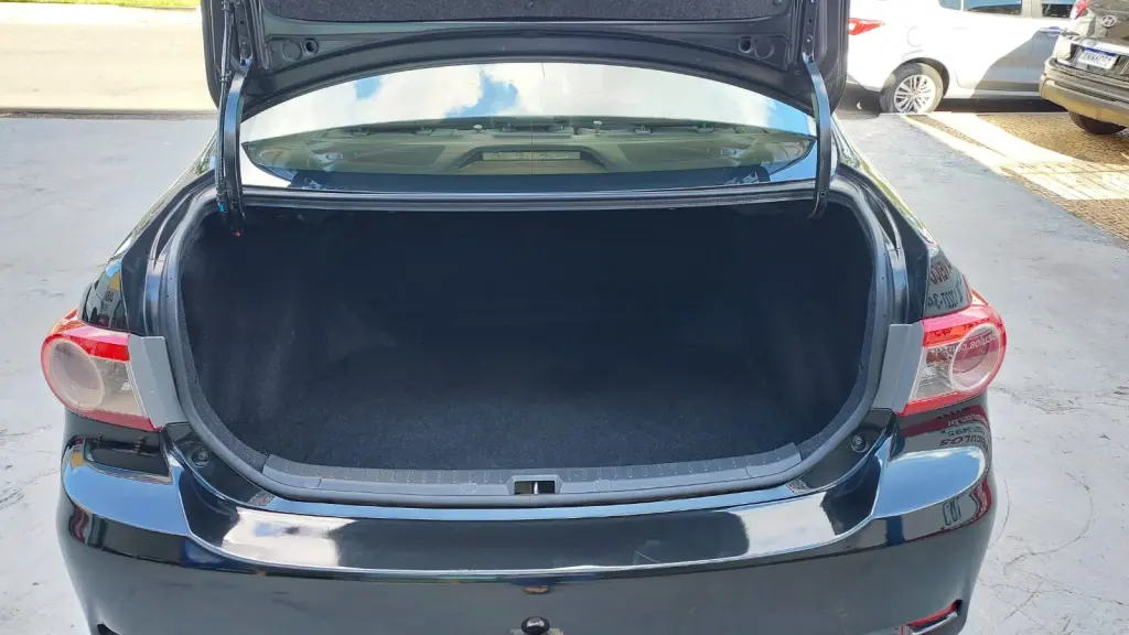 TOYOTA Corolla - Foto