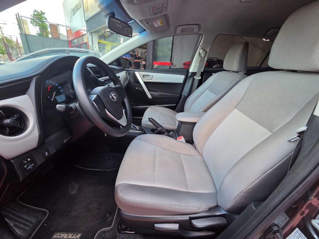 TOYOTA Corolla - Foto