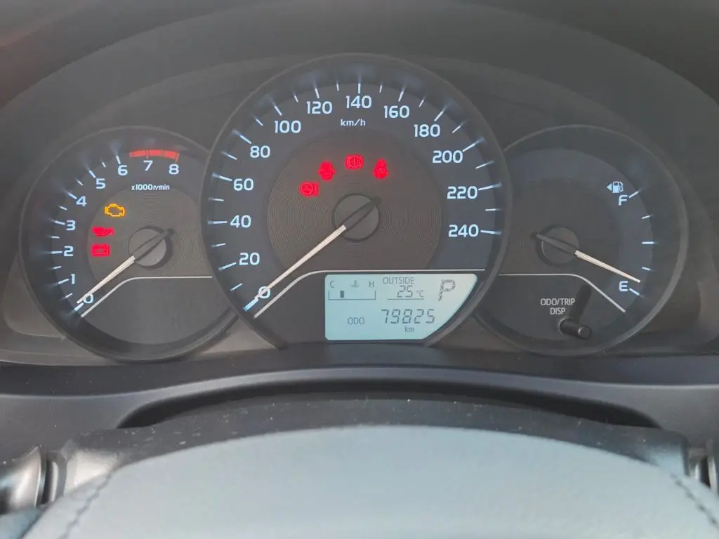 TOYOTA Corolla - Foto