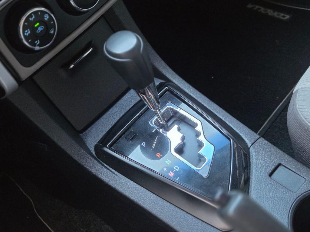 TOYOTA Corolla - Foto