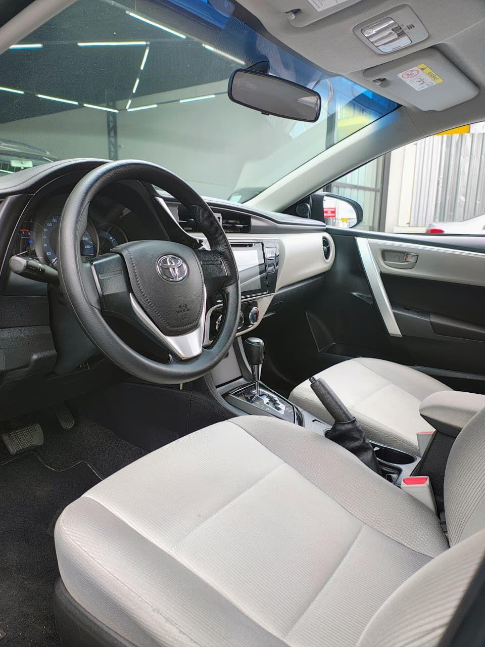 TOYOTA Corolla - Foto