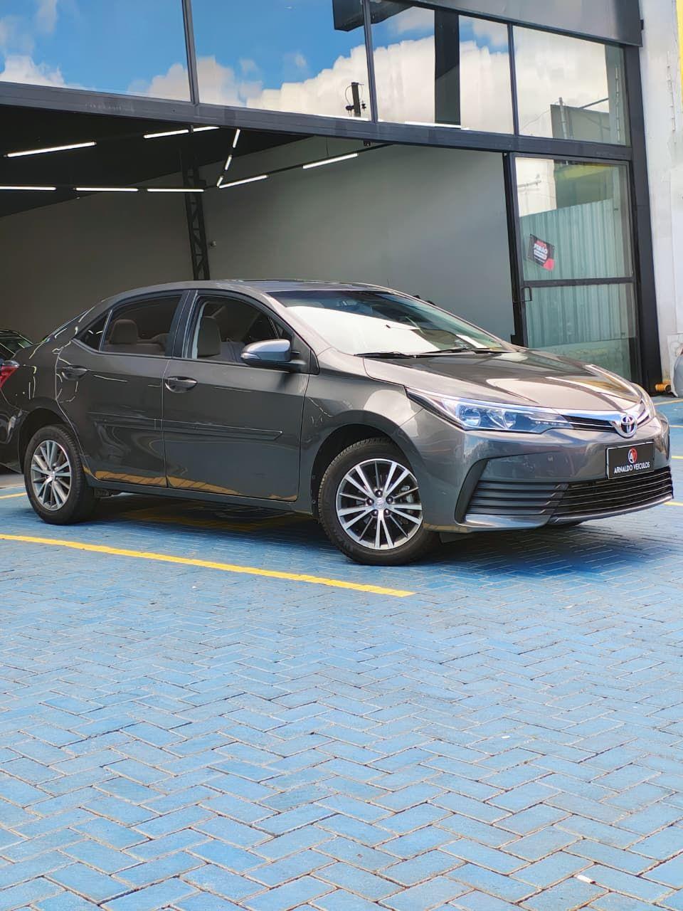 TOYOTA Corolla - Foto