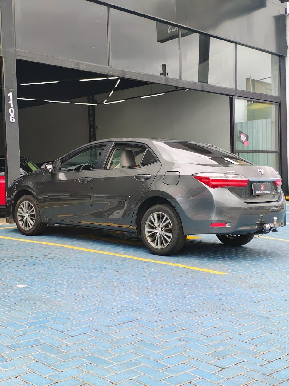 TOYOTA Corolla - Foto