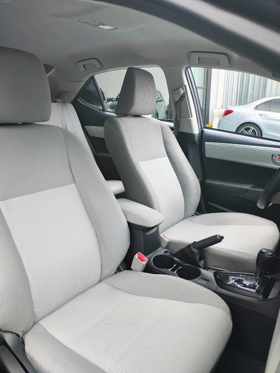 TOYOTA Corolla - Foto