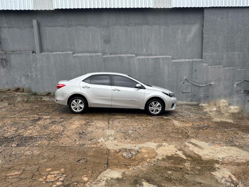 TOYOTA Corolla - Foto