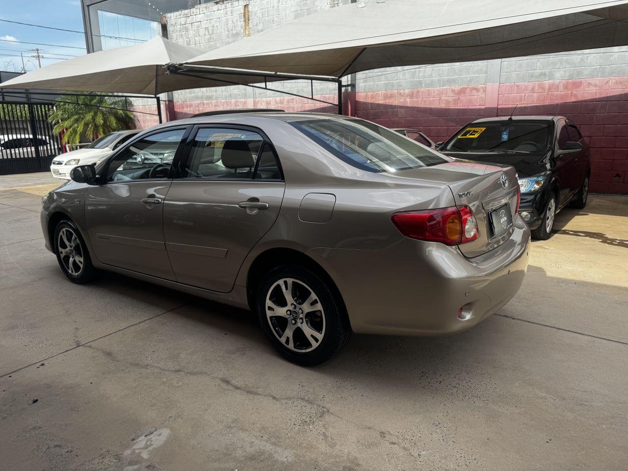 TOYOTA Corolla - Foto