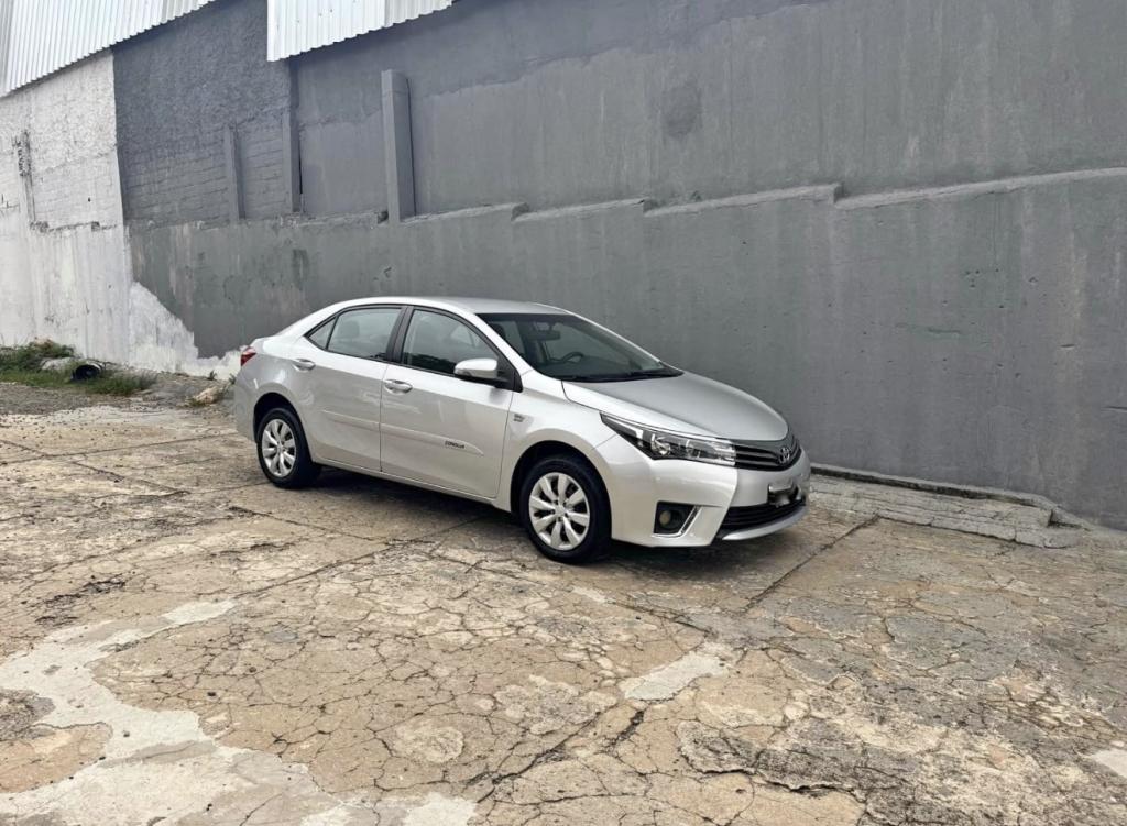 TOYOTA Corolla - Foto