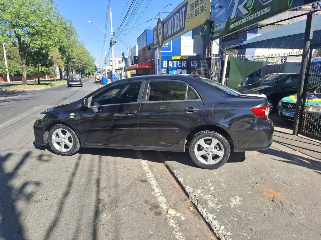 TOYOTA Corolla - Foto