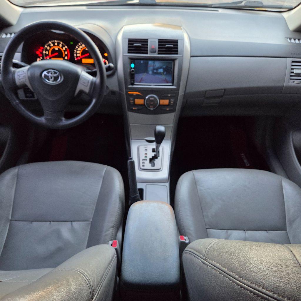 TOYOTA Corolla - Foto