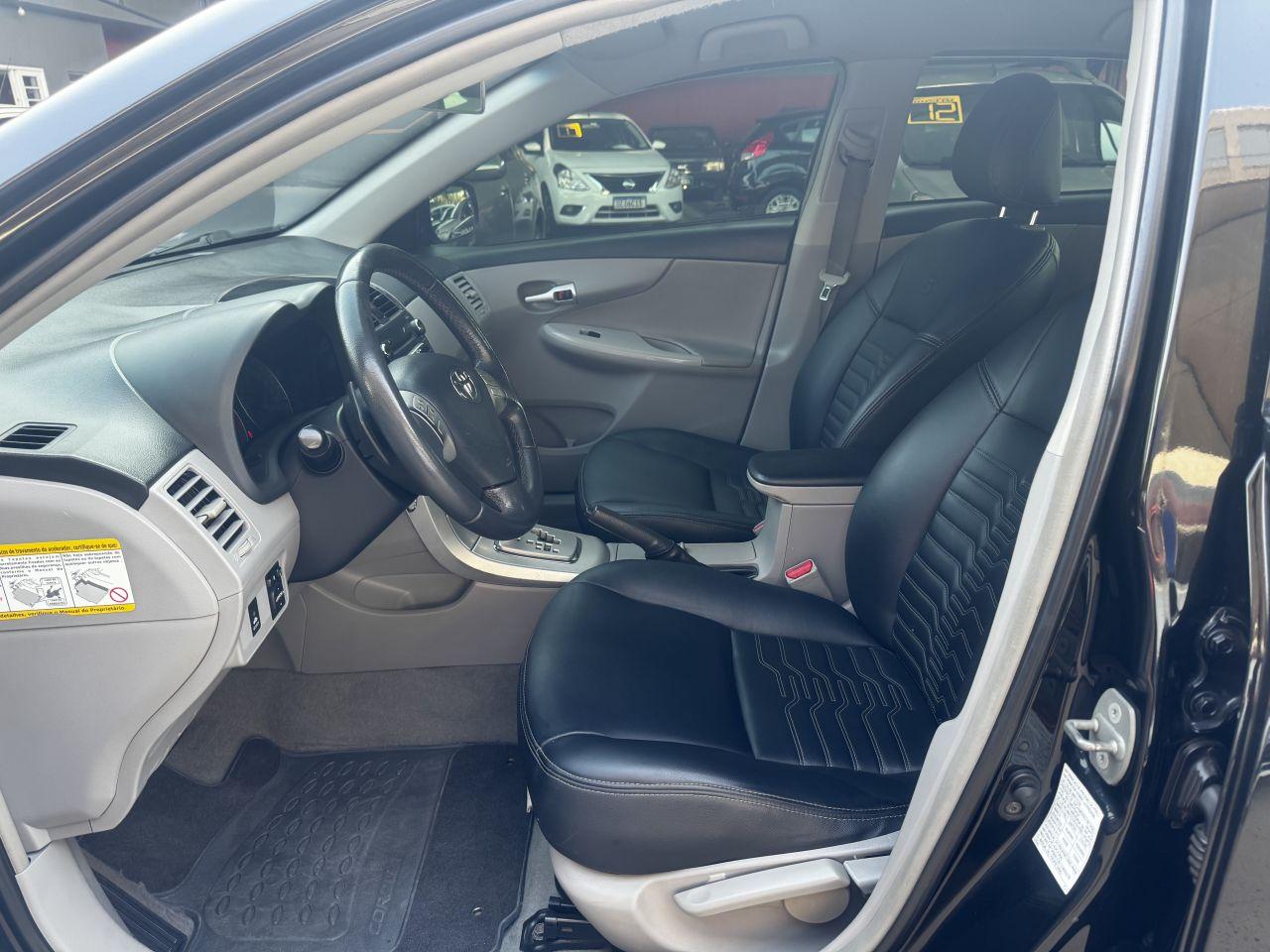 TOYOTA Corolla - Foto