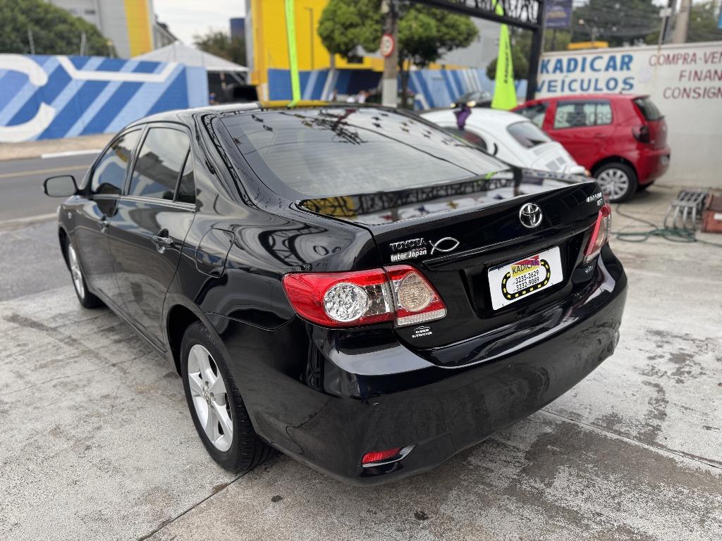 TOYOTA Corolla - Foto