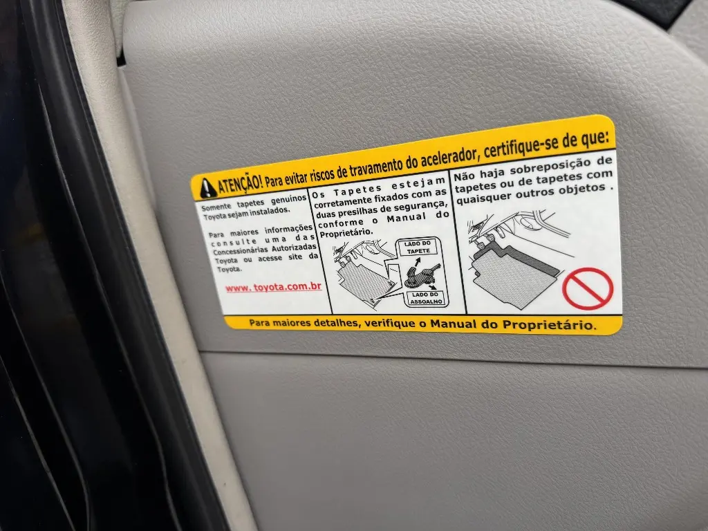 TOYOTA Corolla - Foto