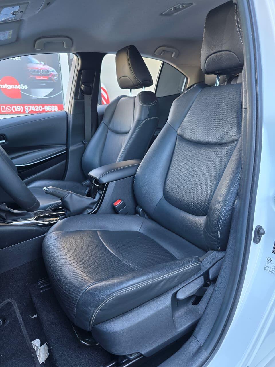 TOYOTA Corolla - Foto