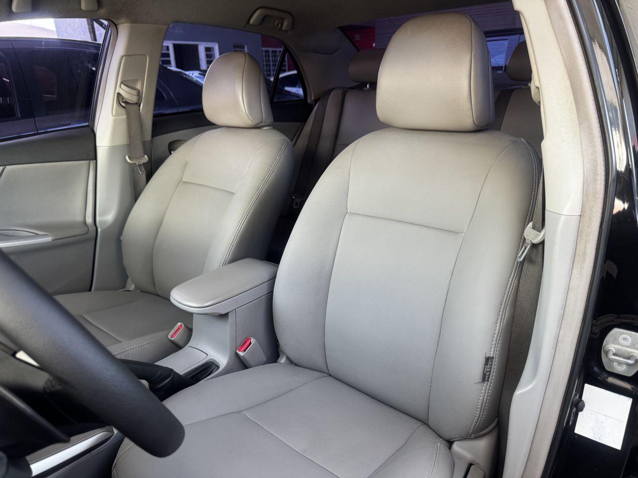 TOYOTA Corolla - Foto