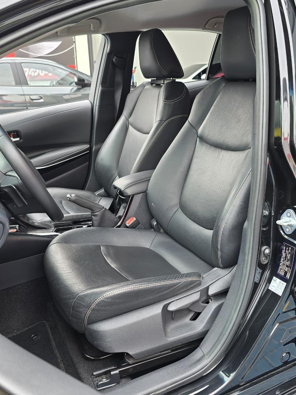 TOYOTA Corolla - Foto