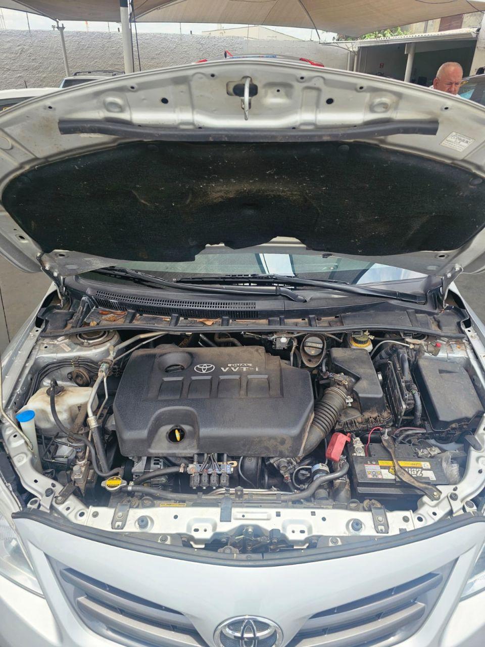 TOYOTA Corolla - Foto